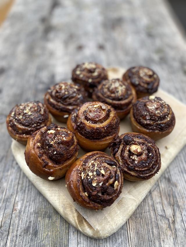 chocolate almond babka